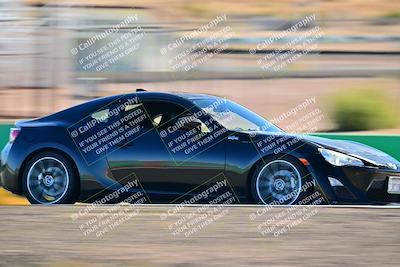 media/Oct-18-2025-Extreme Speed (Sat) [[d6d7e1fef1]]/Group 5/Session 3 (Turn 1)/